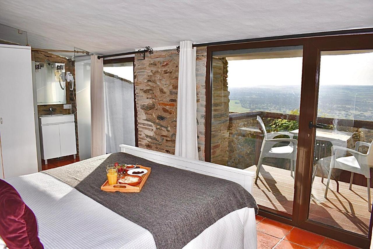Casa D' Santiago Pensionat Monsaraz Exteriör bild