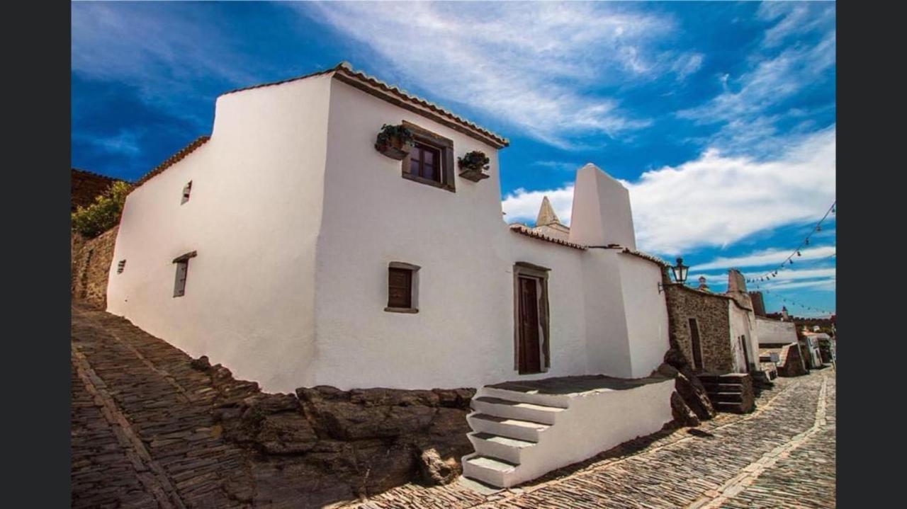 Casa D' Santiago Pensionat Monsaraz Exteriör bild