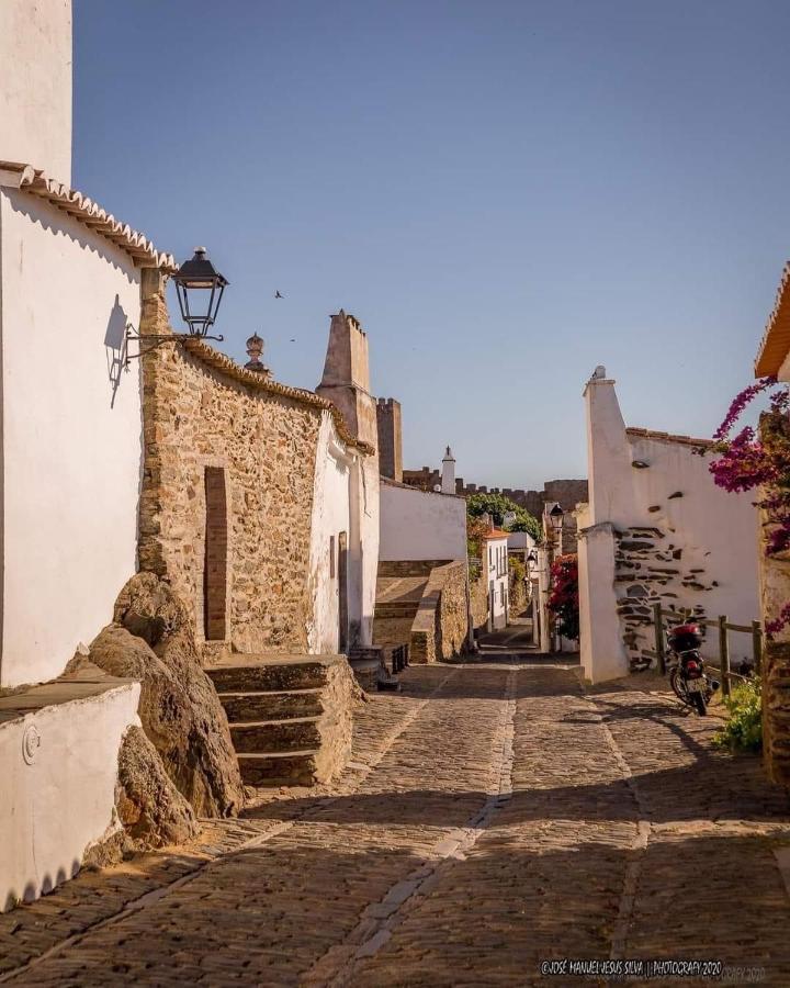 Casa D' Santiago Pensionat Monsaraz Exteriör bild