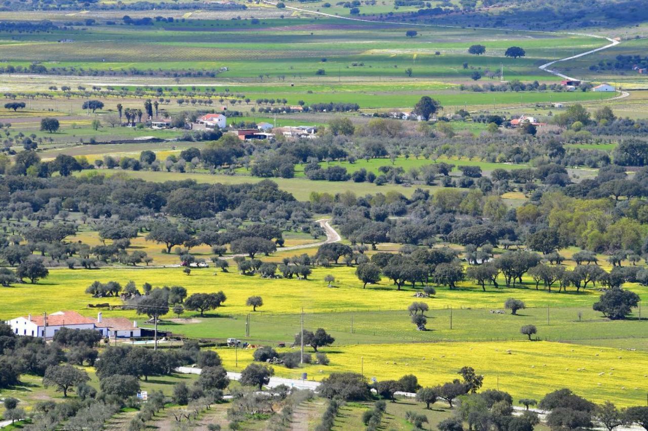 Casa D' Santiago Pensionat Monsaraz Exteriör bild