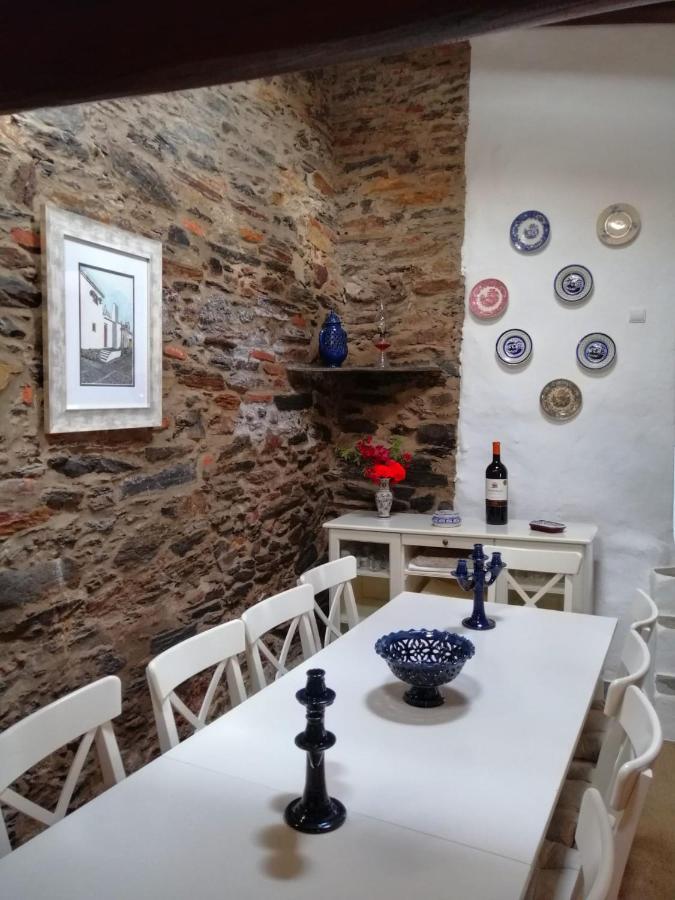 Casa D' Santiago Pensionat Monsaraz Exteriör bild
